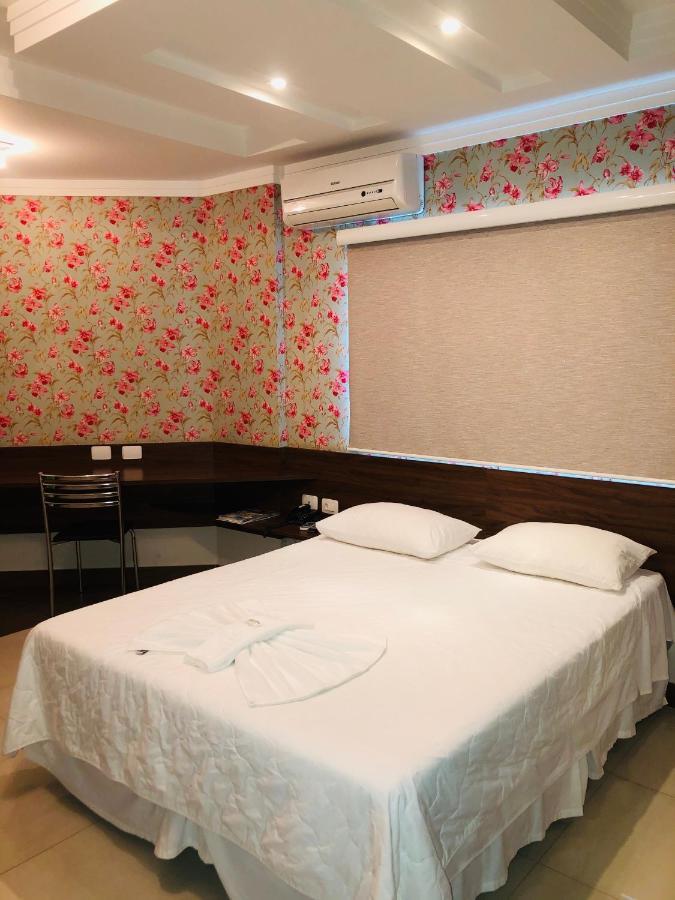 Shelton Palace Hotel Paranavaí Zewnętrze zdjęcie